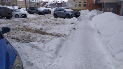 Стоянку не чистили.jpg Стоянку не чистили.jpg